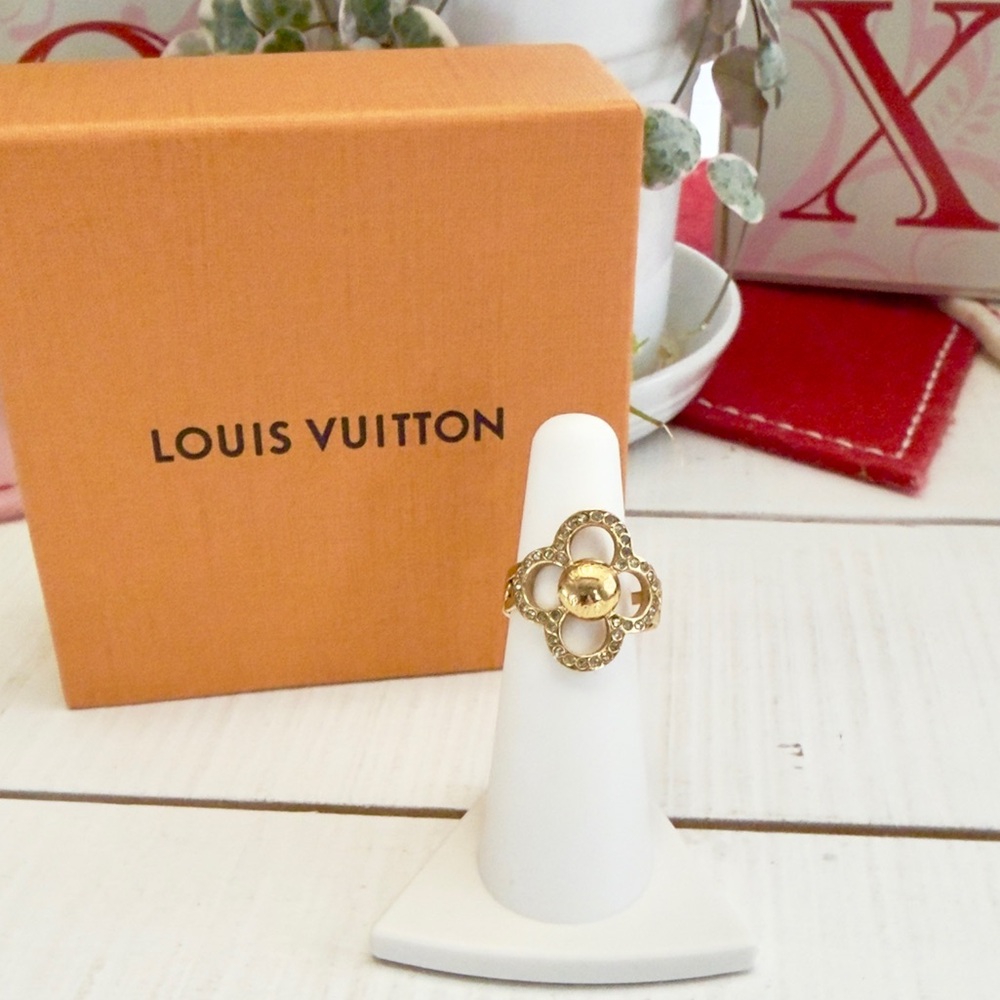 Louis Vuitton Crystal Flower Power Gold Ring - Picture 2 of 6